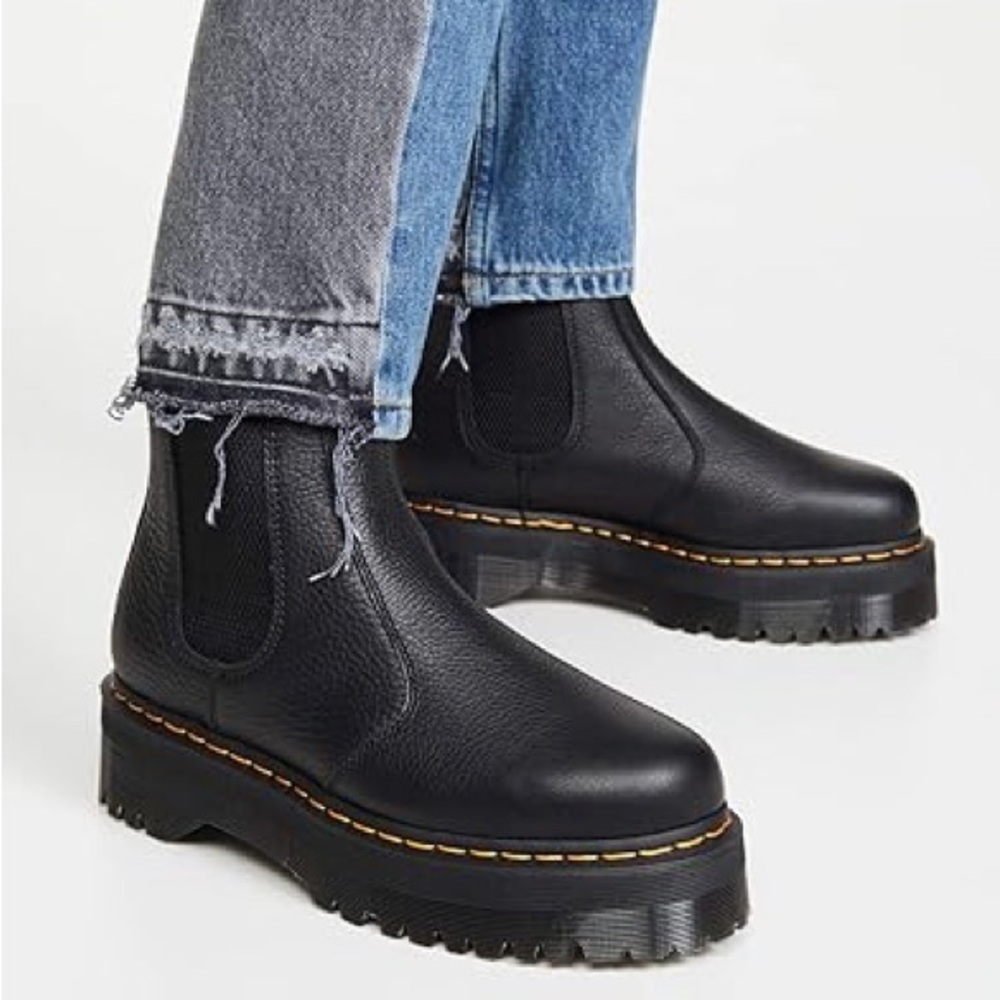 Dr Martens black 2976 Quad Chelsea boot